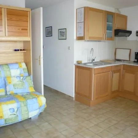 One-Bedroom Apartment With Sea View 99 Daire Agde